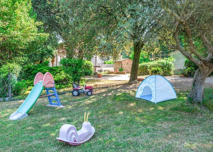 Дом отдыха 6 Bedroom Cozy In Римини