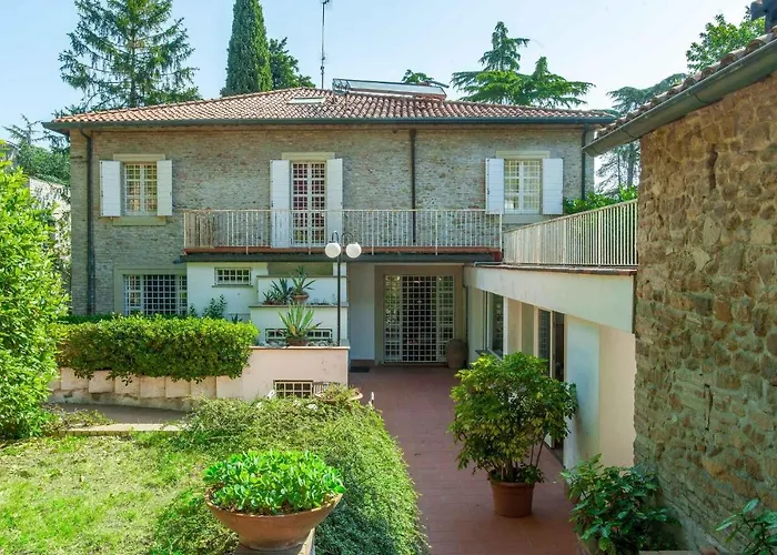 6 Bedroom Cozy In Casa vacanze *