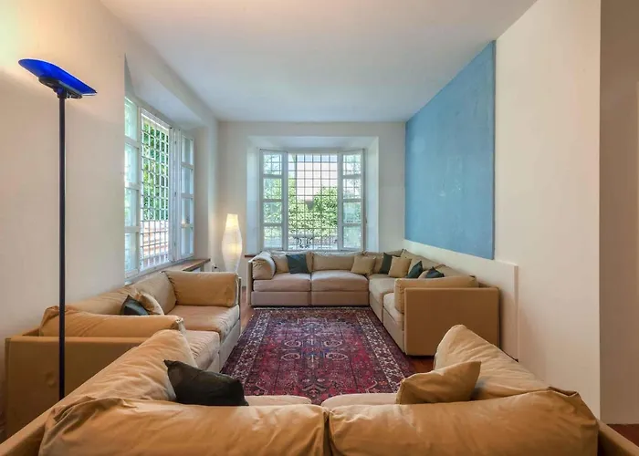 6 Bedroom Cozy In Holiday home