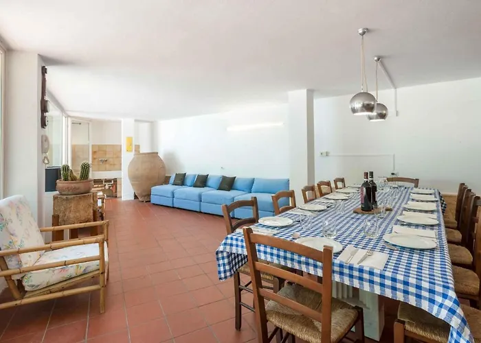 6 Bedroom Cozy In Holiday home Rimini
